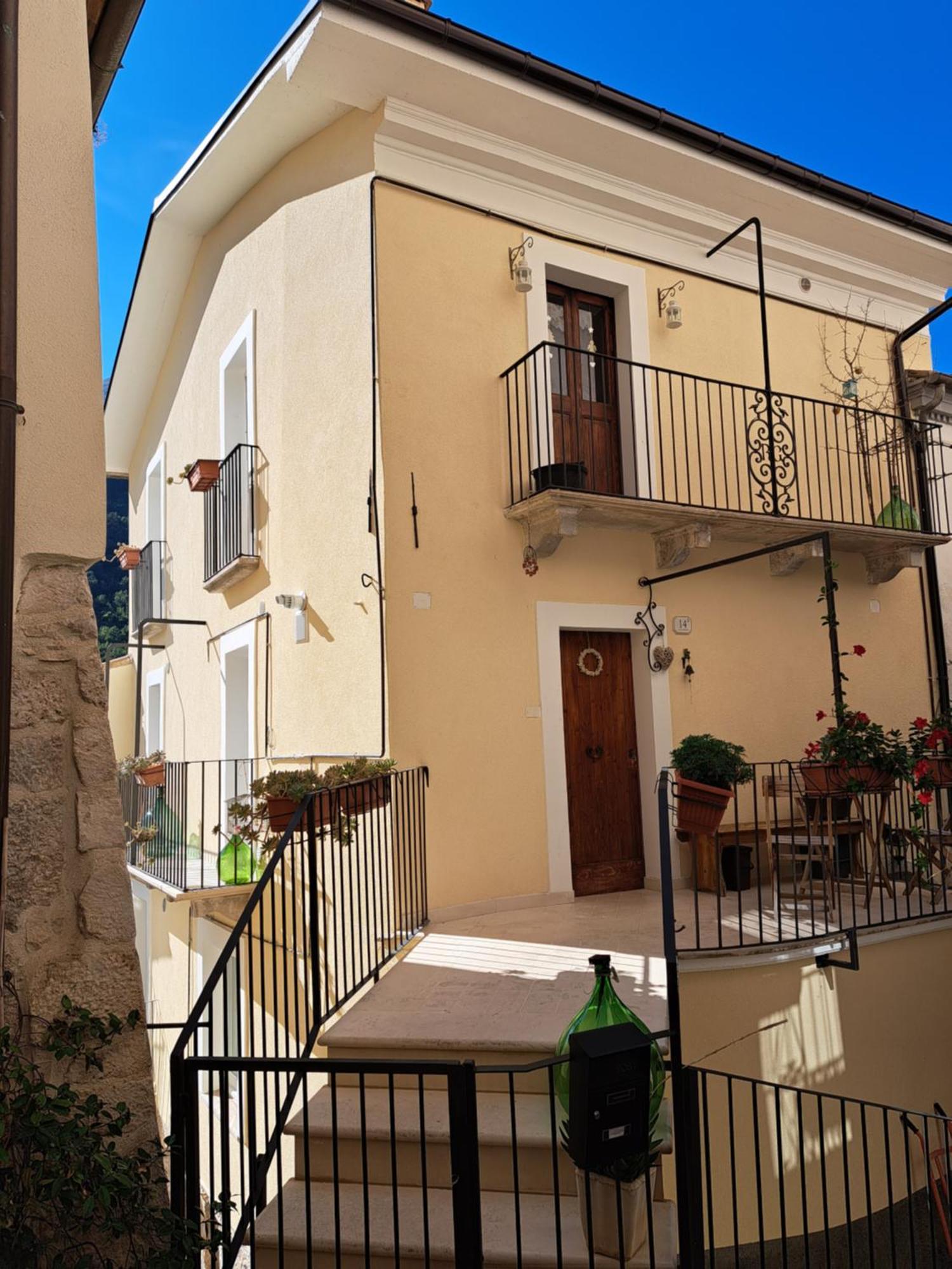 La Fantesca Apartment Pettorano sul Gizio Exterior photo